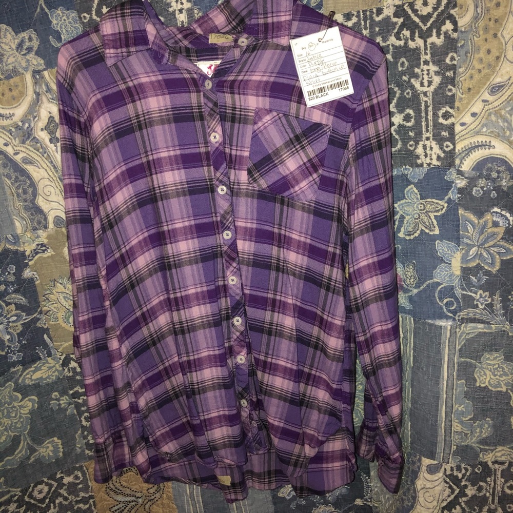 Long sleeve plaid shirt